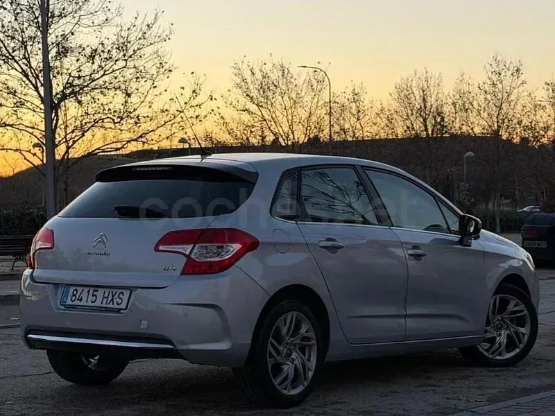 Usado Citroën C4 Exclusive 130 HP (95 kW) 2014 Preto Sedan