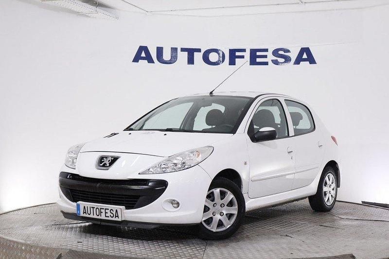 Blanco Usado 2011 Peugeot 206+ Utilitario | 4300 € (Buen precio) - Imagen 1/4