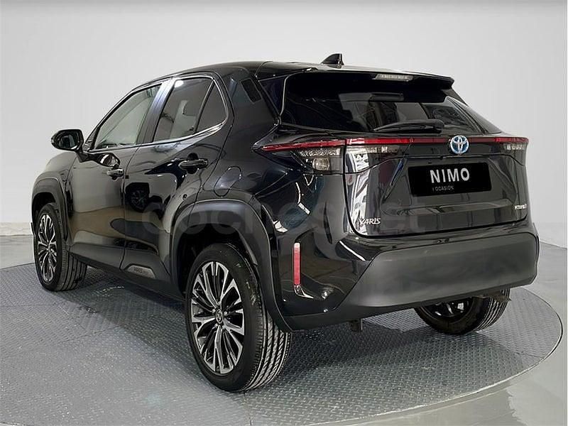 Usado Toyota Yaris Cross Active 116 CV (85 kW) 2021 Negro SUV