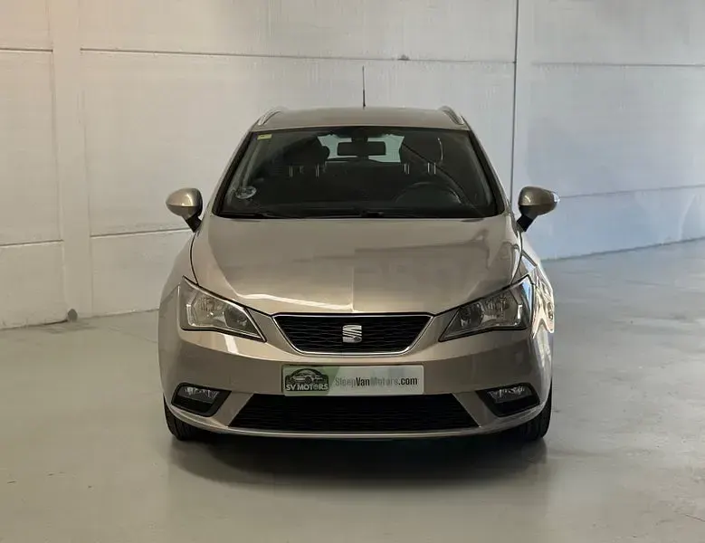 Usado Seat Ibiza ST Style 105 CV (77 kW) 2012 Marrón Familiar