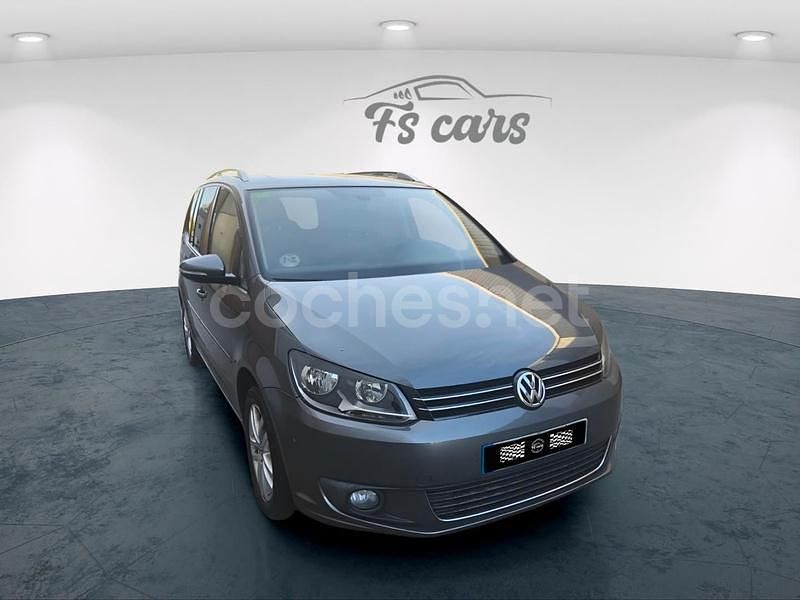 Gris / plata Usado 2010 VW Touran Advance Monovolumen | 10.490 € (Un poco caro) - Imagen 1/4