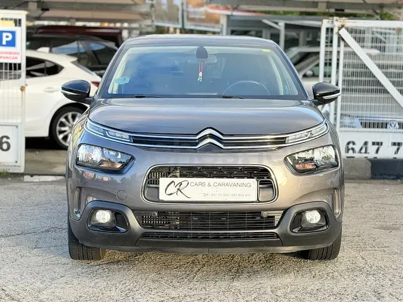 Usado Citroën C4 Cactus Feel 102 CV (75 kW) 2019 Negro Utilitario
