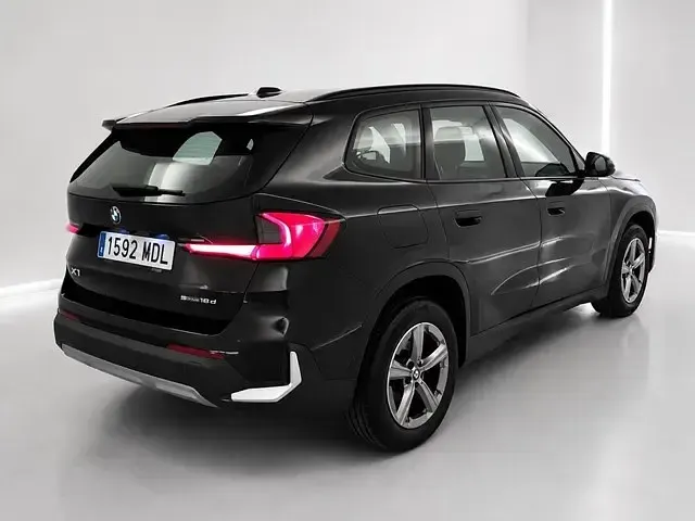 Usado BMW X1 150 CV (110 kW) 2023 Negronegro SUV