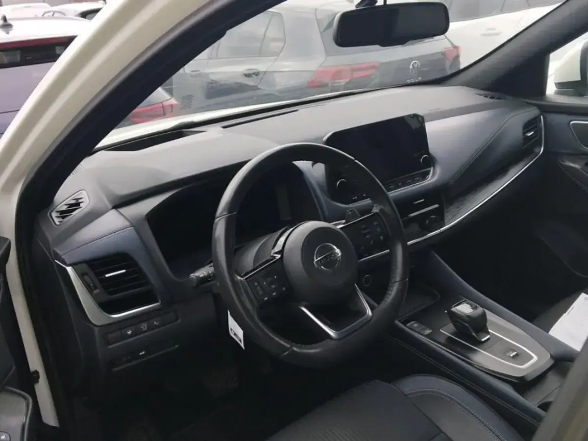 Usado Nissan Qashqai Tekna 158 CV (116 kW) 2022 Blanco SUV