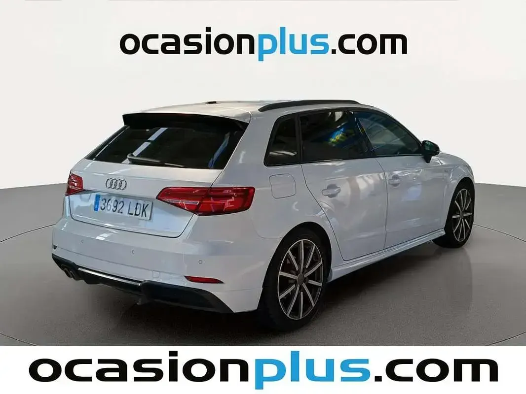 Usado Audi A3 Sportback S-Line 150 CV (110 kW) 2019 Blanco Utilitario