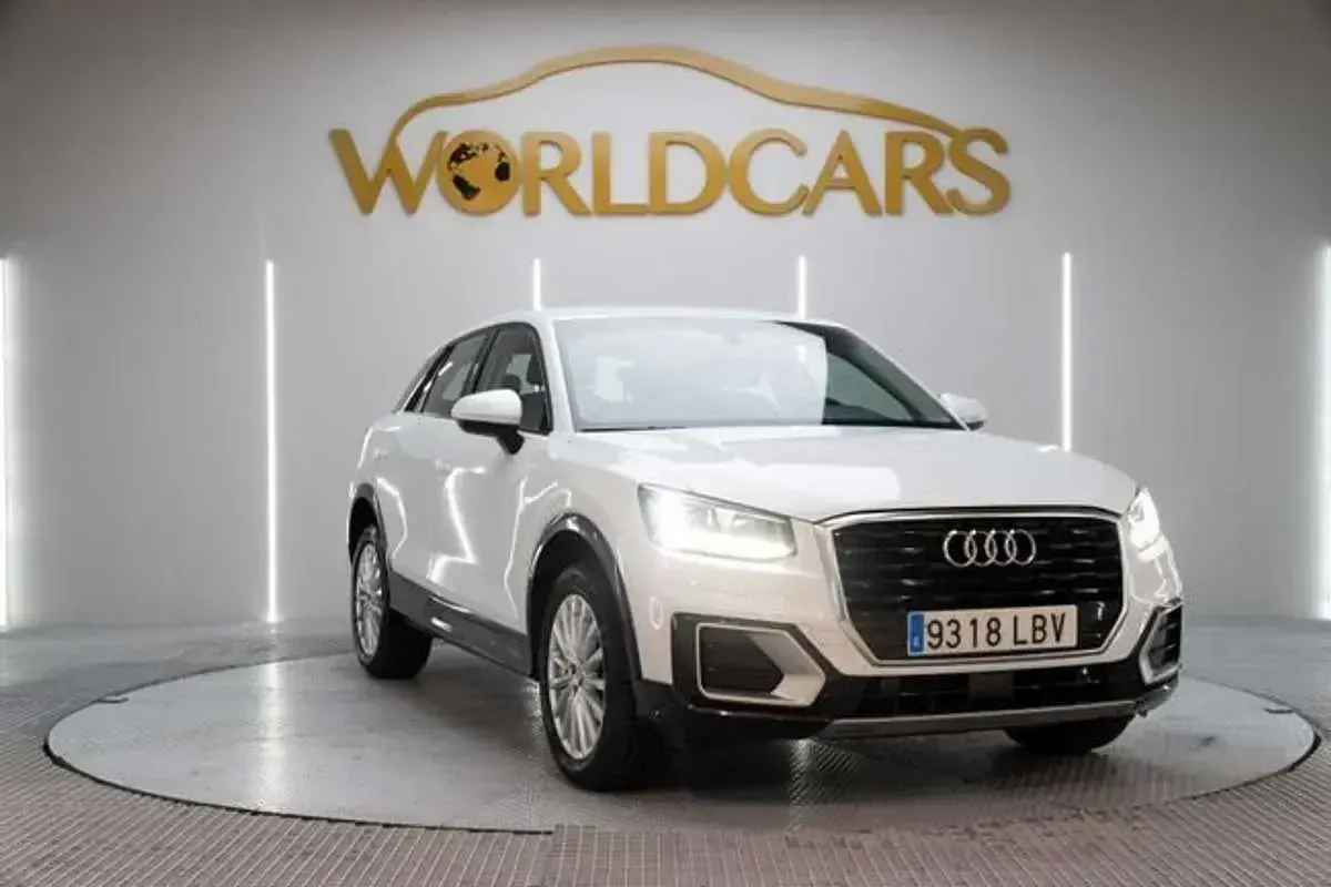 Usado Audi Q2 Design 116 CV (85 kW) 2019 Blanco SUV