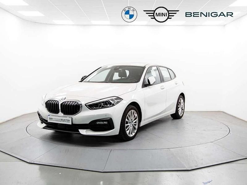 Blanco Usado 2020 BMW 118 Utilitario | 24.900 € (Precio justo) - Imagen 1/4