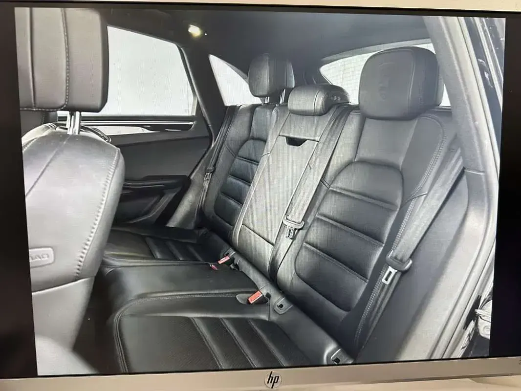 Usado Porsche Macan S 258 CV (189 kW) 2017 Negro SUV
