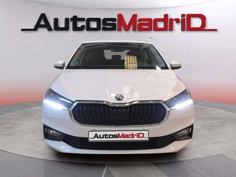 Usado Skoda Fabia Selection 80 CV (58 kW) 2023 Blanco Utilitario