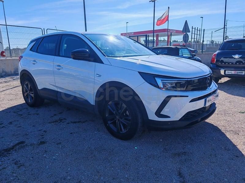 Usado Opel Grandland X Business Edition 130 CV (95 kW) 2022 Blanco SUV