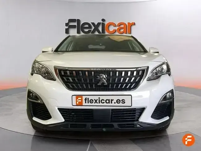 Usado Peugeot 3008 Active 120 CV (88 kW) 2017 Blanco SUV