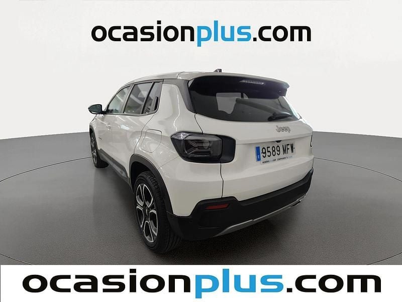 Usado Jeep Avenger Summit 101 HP (74 kW) 2023 Branco SUV