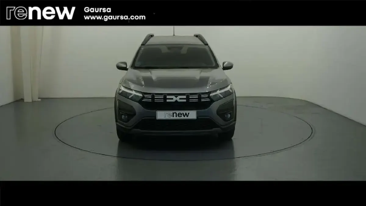 Usado Dacia Jogger Expression 101 CV (74 kW) 2025 Gris Monovolumen