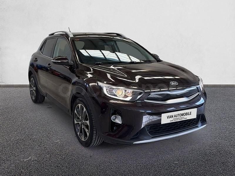 Usado Kia Stonic 120 HP (88 kW) 2017 Branco SUV