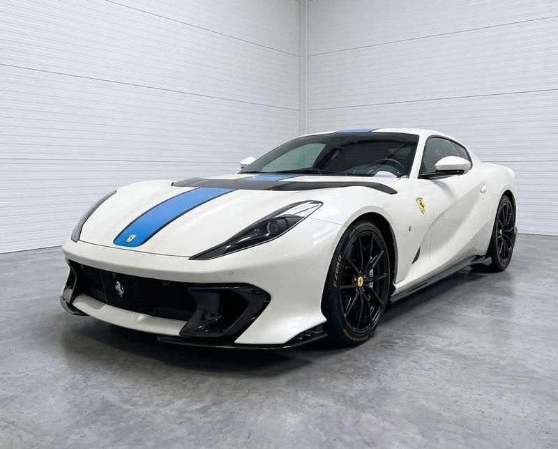 Usado Ferrari 812 842 CV (619 kW) 2024 Coupe