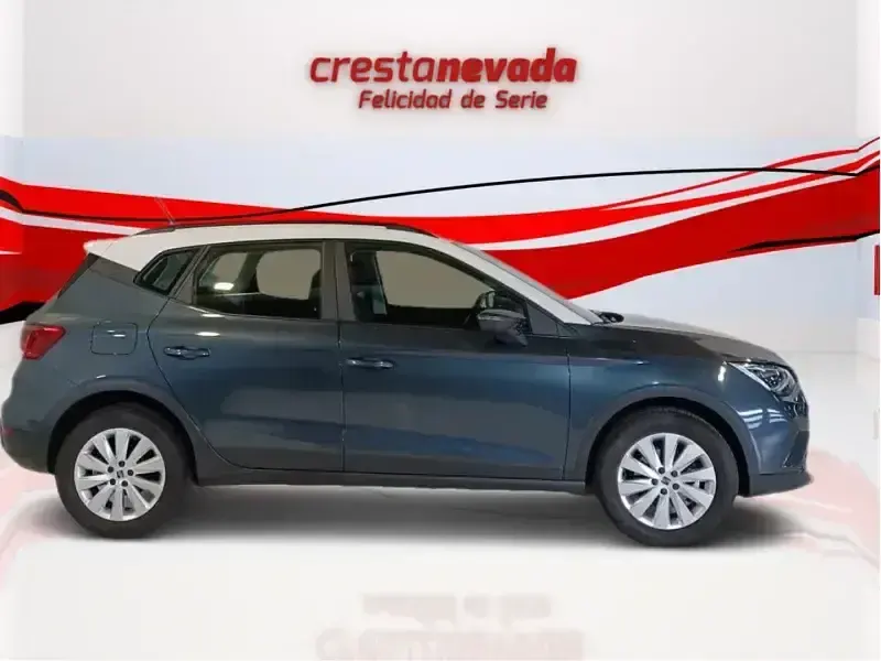 Usado Seat Arona Style 110 CV (80 kW) 2024 SUV
