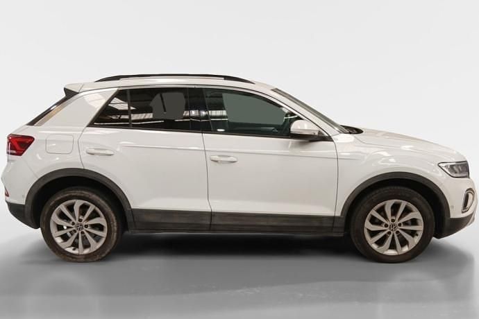 Usado VW T-Roc Life 115 CV (84 kW) 2023 SUV