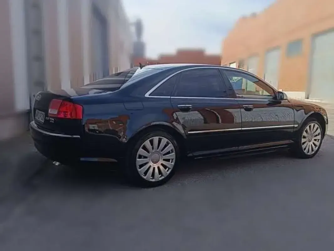 Usado Audi A8 234 CV (172 kW) 2005 Negro Berlina