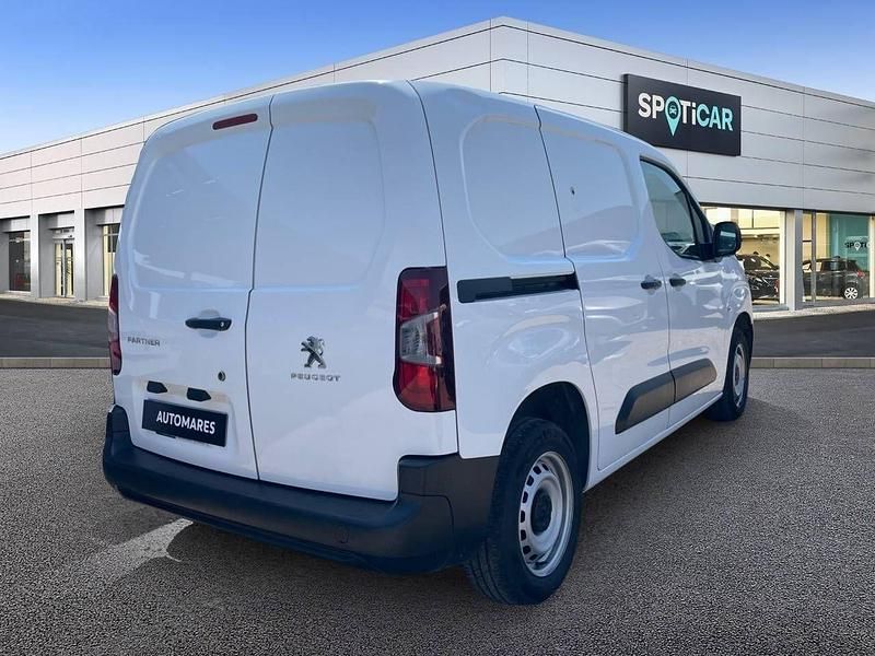 Usado Peugeot Partner 98 CV (72 kW) 2021 Blanco Monovolumen