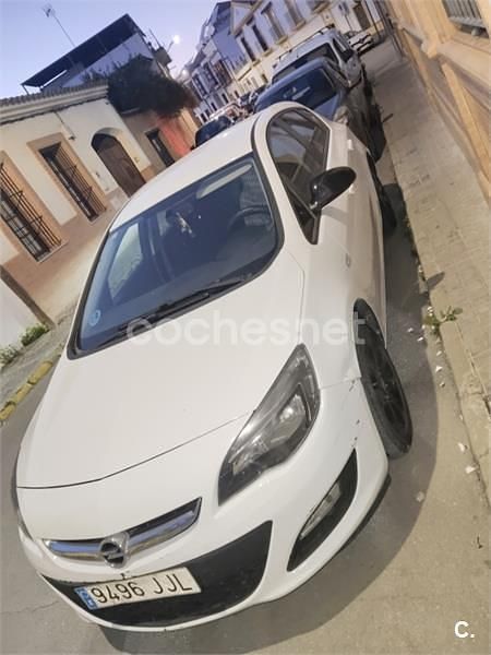 Usado Opel Astra Business 110 CV (80 kW) 2015 Blanco Berlina