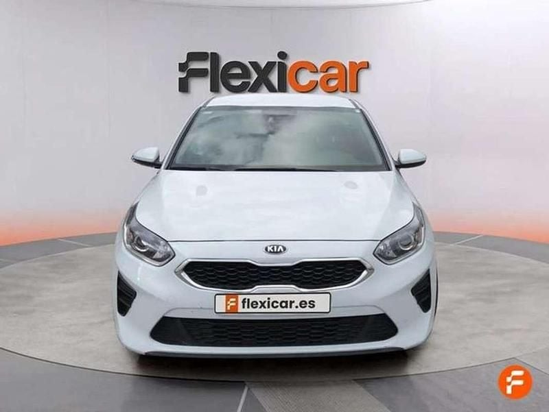 Usado Kia Ceed 120 CV (88 kW) 2020 Blanco Utilitario