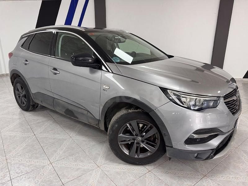 Käytetty Opel Grandland X Ultimate 130 HP (95 kW) 2019 Peessi Katumaasturi