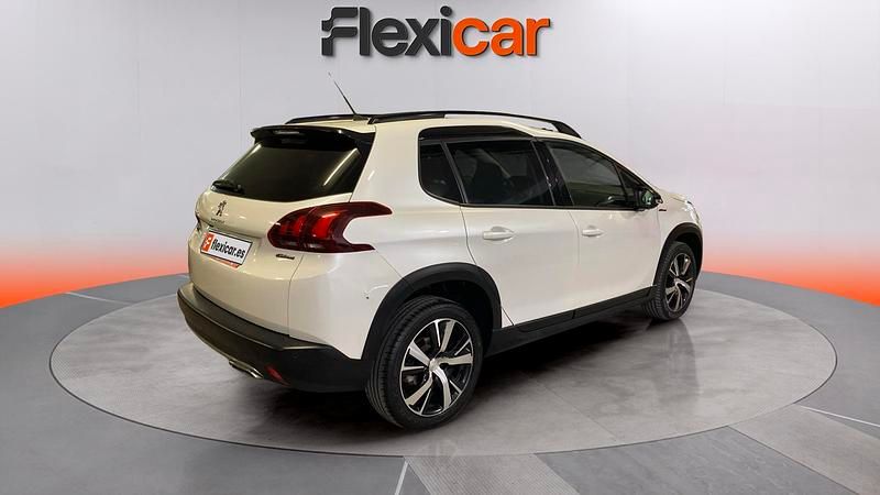 Usado Peugeot 2008 GT-line 100 CV (73 kW) 2019 Blanco SUV