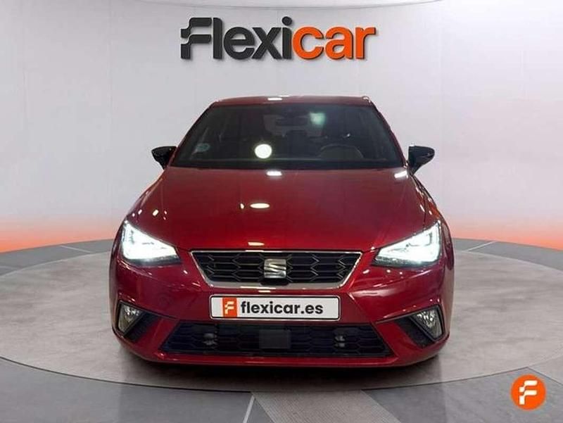 Usado Seat Ibiza FR 116 CV (85 kW) 2024 Rojo Utilitario