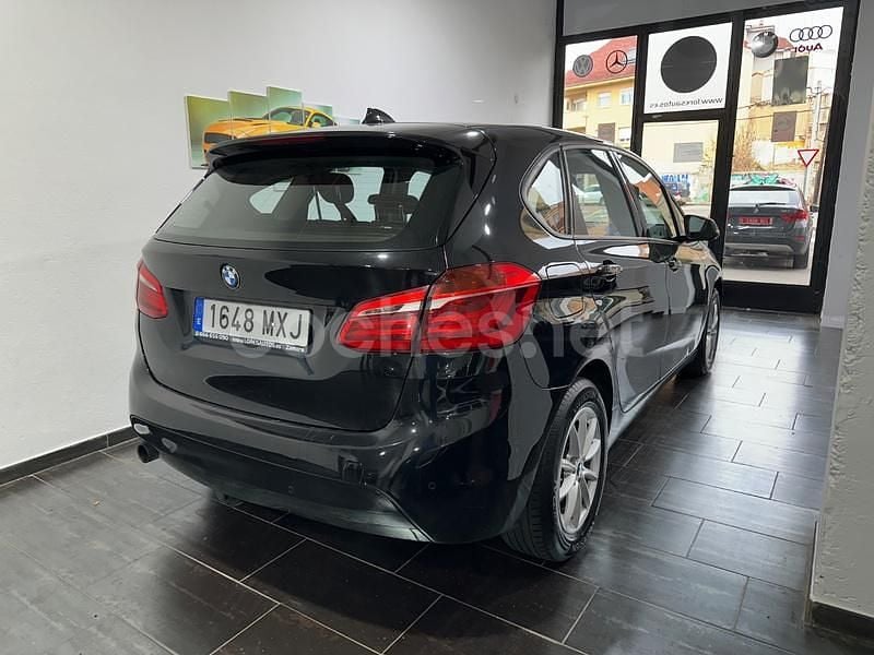 Usado BMW 218 150 CV (110 kW) 2016 Negro Familiar