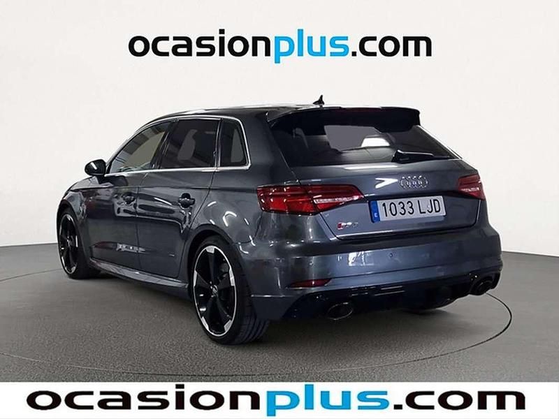 Usado Audi RS3 Sportback 400 CV (294 kW) 2020 Gris Utilitario