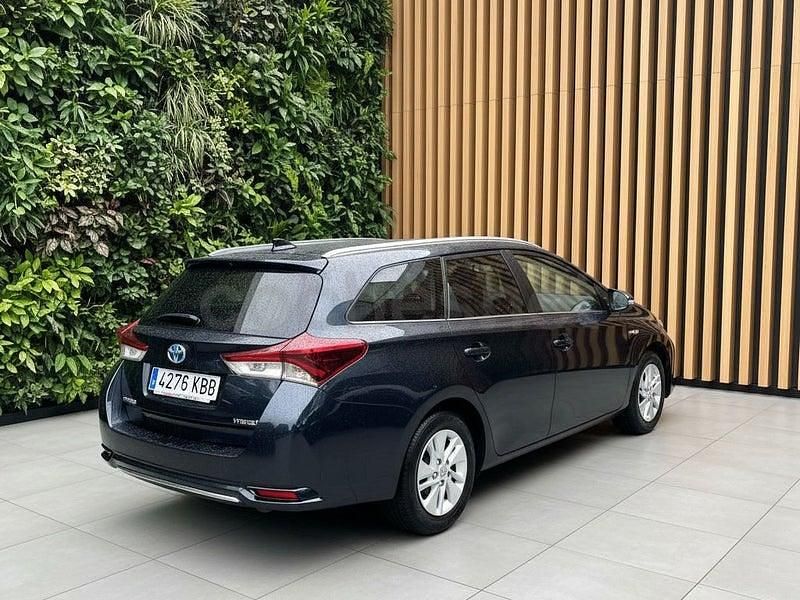 Usado Toyota Auris Hybrid Active 136 CV (100 kW) 2018 Negro Familiar