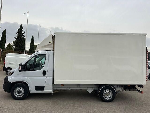 Usado Fiat Ducato 140 CV (102 kW) 2022 Blanco Van