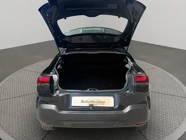 Usado Citroën C4 Cactus Feel 102 CV (75 kW) 2020 Negro Utilitario