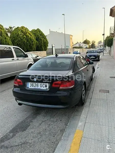 Usado BMW 320 177 CV (130 kW) 2008 Negro Coupe