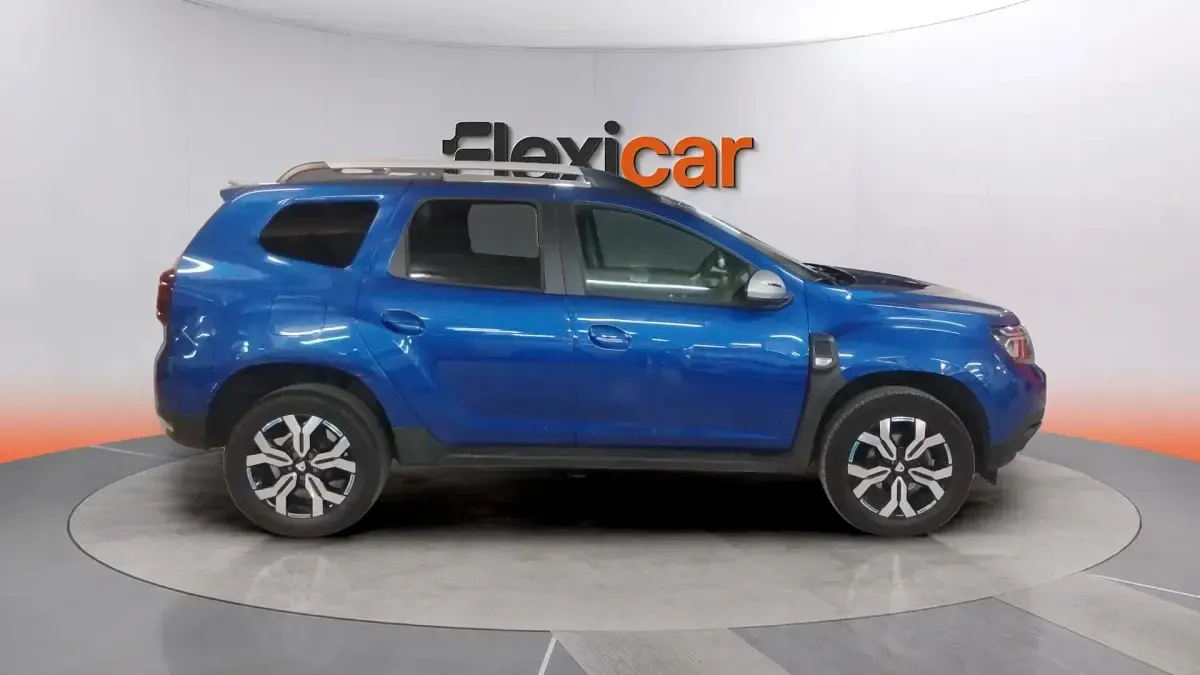 Usado Dacia Duster Comfort 116 HP (85 kW) 2022 Azul SUV