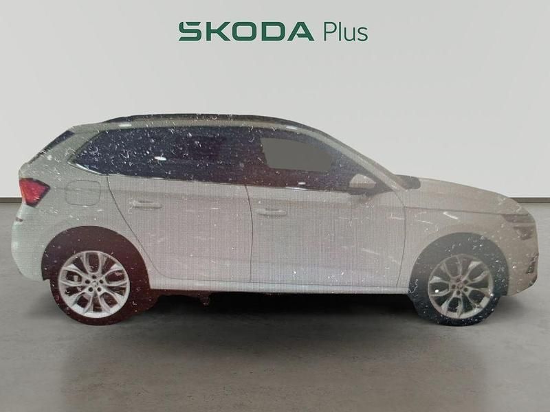 Usado Skoda 110 R Sport 150 CV (110 kW) 2021 Blanco Familiar