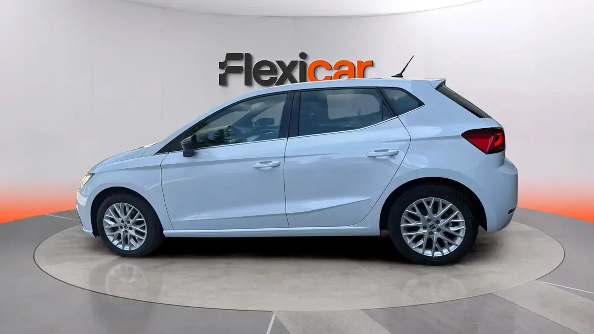 Usado Seat Ibiza 116 CV (85 kW) 2024 Blanco Utilitario