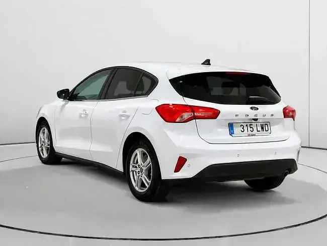 Usado Ford Focus Trend+ 120 CV (88 kW) 2022 Blanco Berlina
