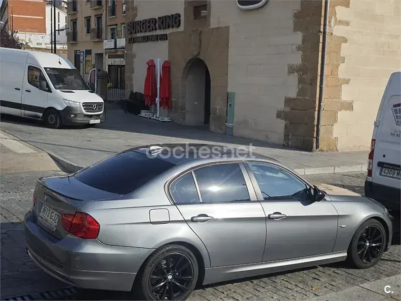Usado BMW 320 163 CV (119 kW) 2008 Gris / plata Berlina