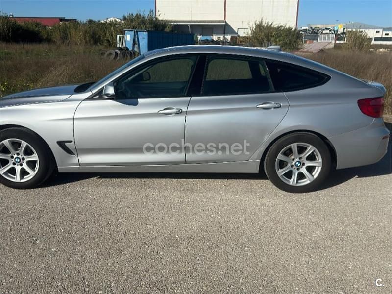 Usado BMW 320 Comfort Edition 184 CV (135 kW) 2016 Gris / plata Berlina