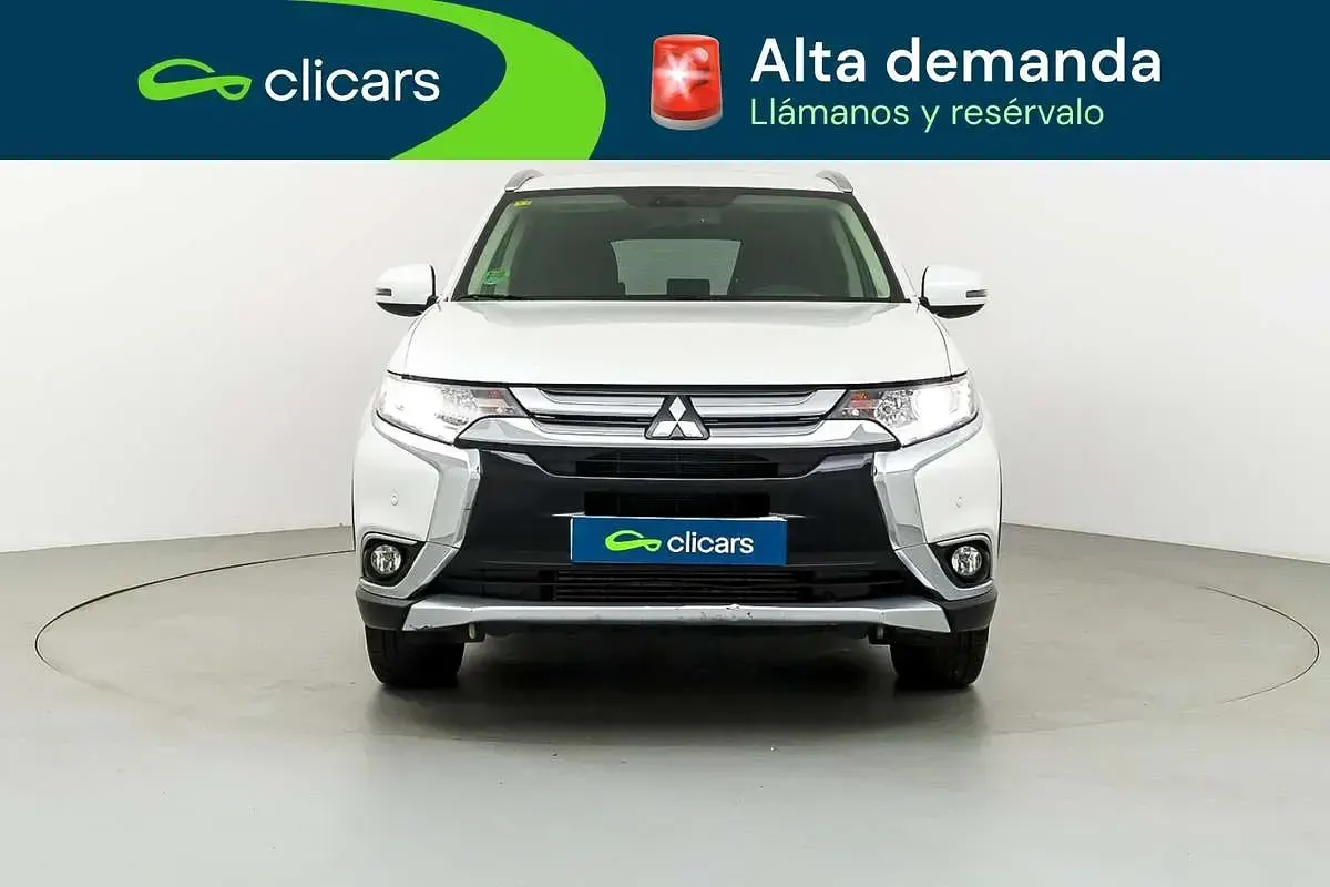 Usado Mitsubishi Outlander Motion 150 CV (110 kW) 2016 Blanco SUV