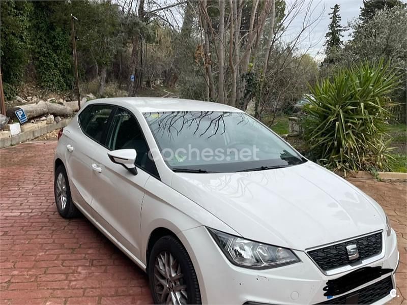 Usado Seat Ibiza Style 95 CV (69 kW) 2018 Blanco Berlina