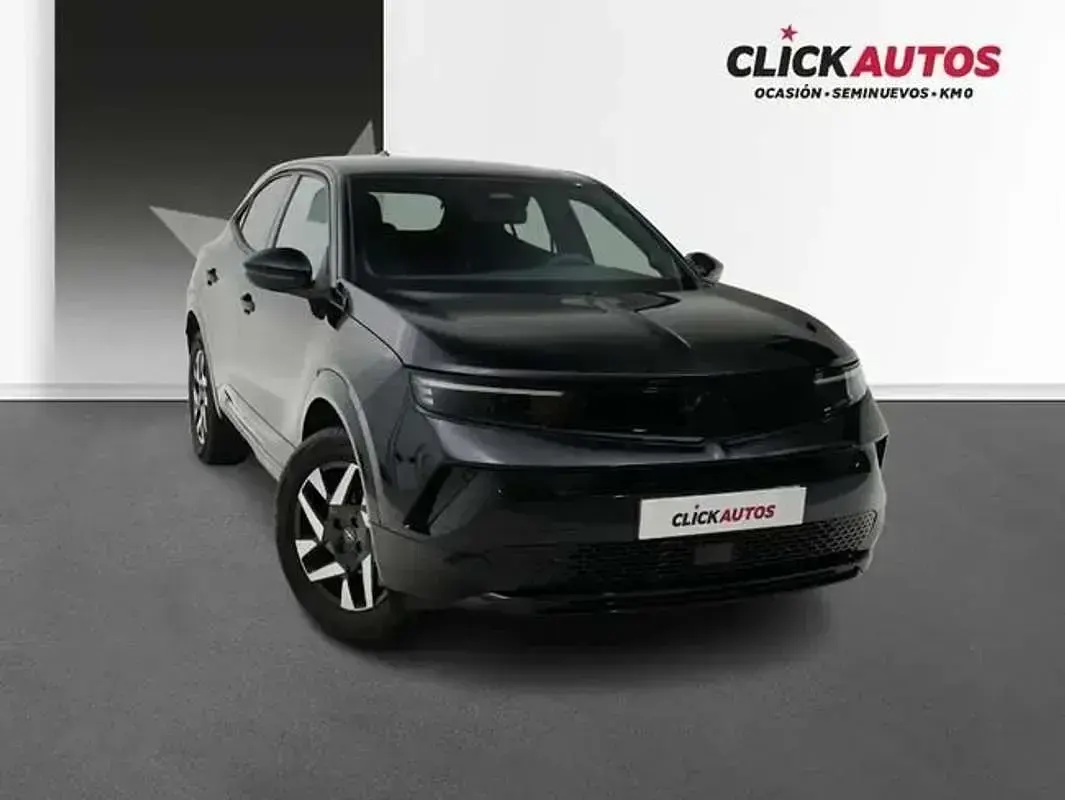 Usado Opel Mokka 136 CV (100 kW) 2025 Negro SUV
