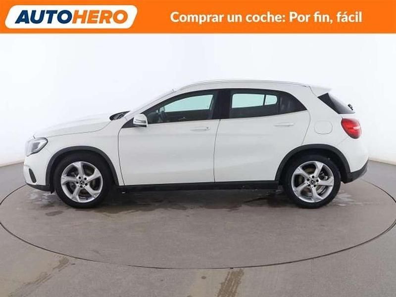 Usado Mercedes GLA200 Urban 136 CV (100 kW) 2018 Blanco SUV