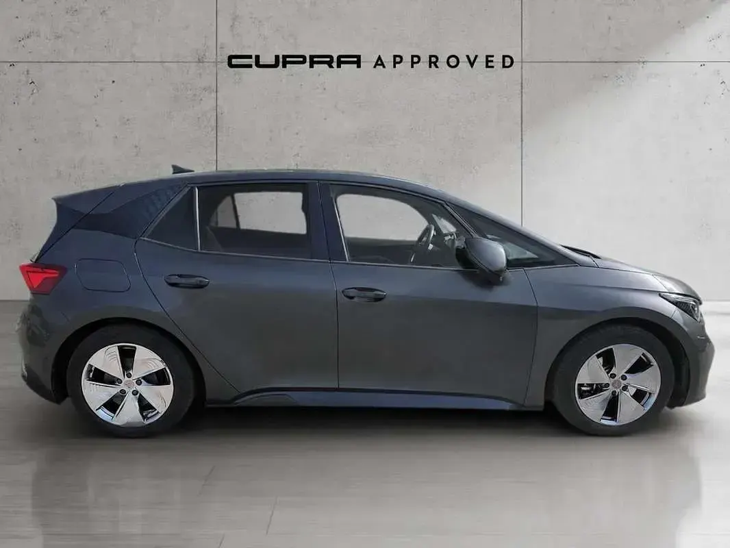 Usado Cupra Born e-Boost 169 kW (231 CV) 2021 Gris Utilitario