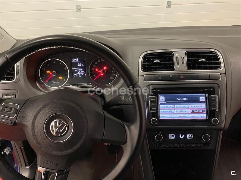 Usado VW Polo Sport 90 CV (66 kW) 2012 Azul Berlina