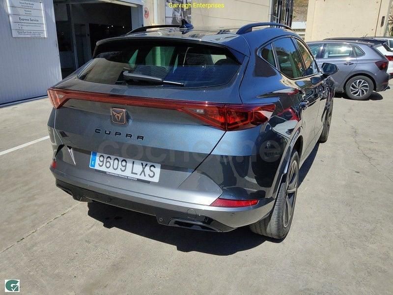 Usado Cupra Formentor 150 CV (110 kW) 2022 Gris / plata SUV