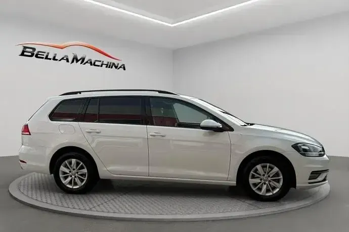 Usado VW Golf VII Edition 116 CV (85 kW) 2019 Blanco Familiar
