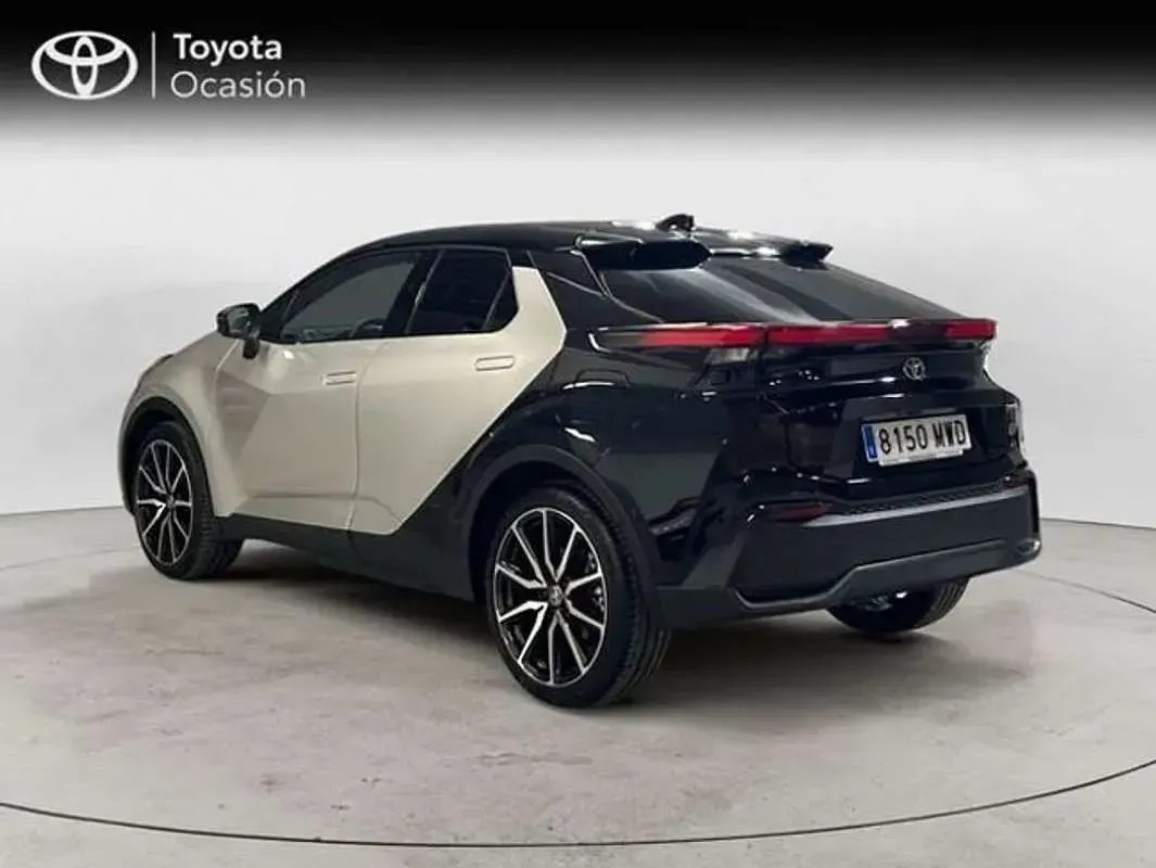Usado Toyota C-HR Edition 223 CV (164 kW) 2024 Plateado SUV