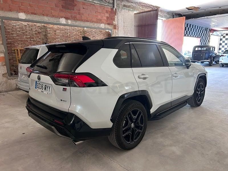 Usado Toyota RAV4 Hybrid Plus 222 CV (163 kW) 2025 Blanco SUV